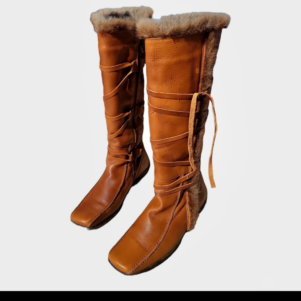 Elle Y2K womans brown leather boots, mid calf